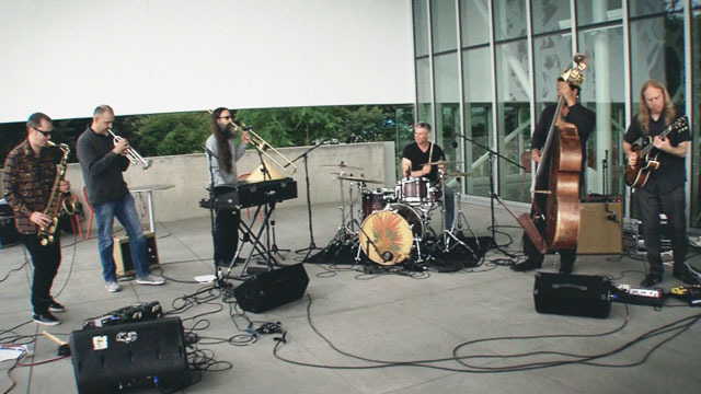 Art Zone: Tuatara performs 'Snakecharmer'