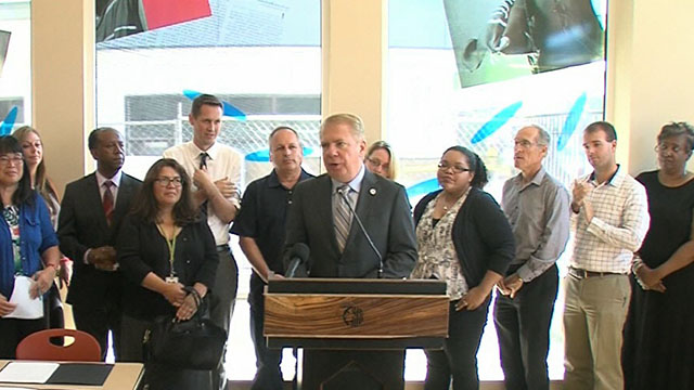 Murray signs two housing affordability bills