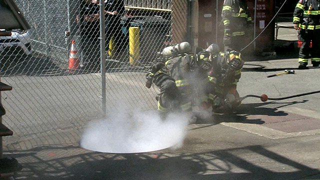 Mayor, city leaders demonstrate new approach to fighting underground electrical fires
