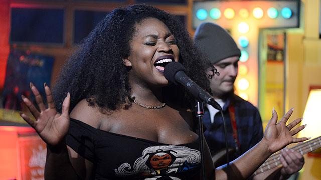 Art Zone: Bearaxe performs "The Final Fade"