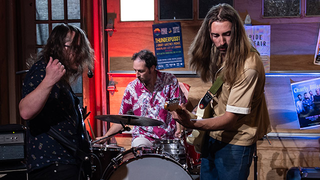 Chris King and the Gutterballs perform "Time Takes All"