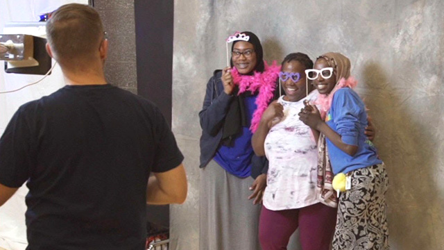 Universal Positive Environments Universal Positive Environments