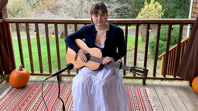 Art Zone: Mora Kennan performs "Stella's Song"