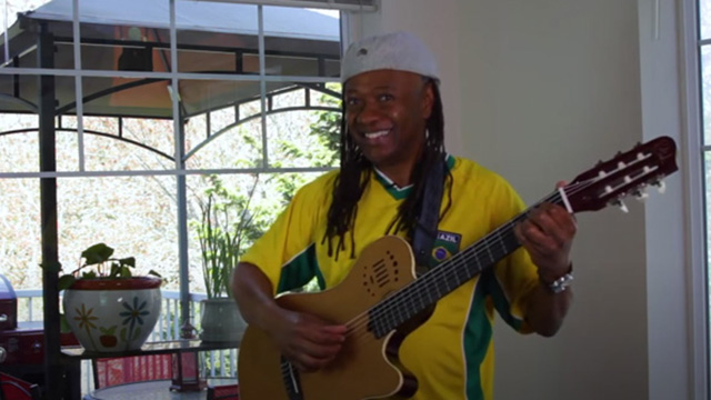 Singing in Brazilian Portuguese with Eduardo Mendonça