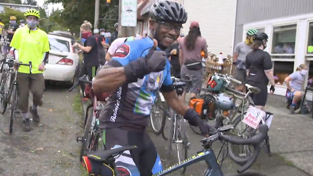 Bicycle-powered demonstrators of the Peace Peloton CityStream: Bicycle-Powered Demonstrators of the Peace Peloton