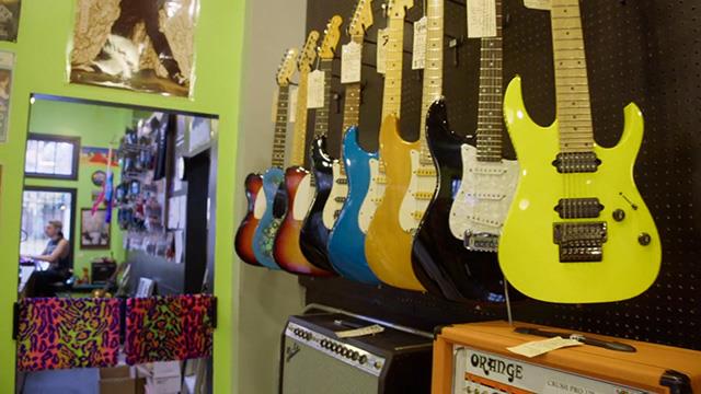 Seattle musicians find new home for instruments & gear at Re-Animated Music