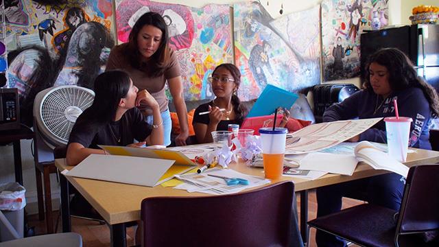 How El Centro de la Raza helps teens take first step toward work on Explore Videos Page How El Centro de la Raza helps teens take first step toward work